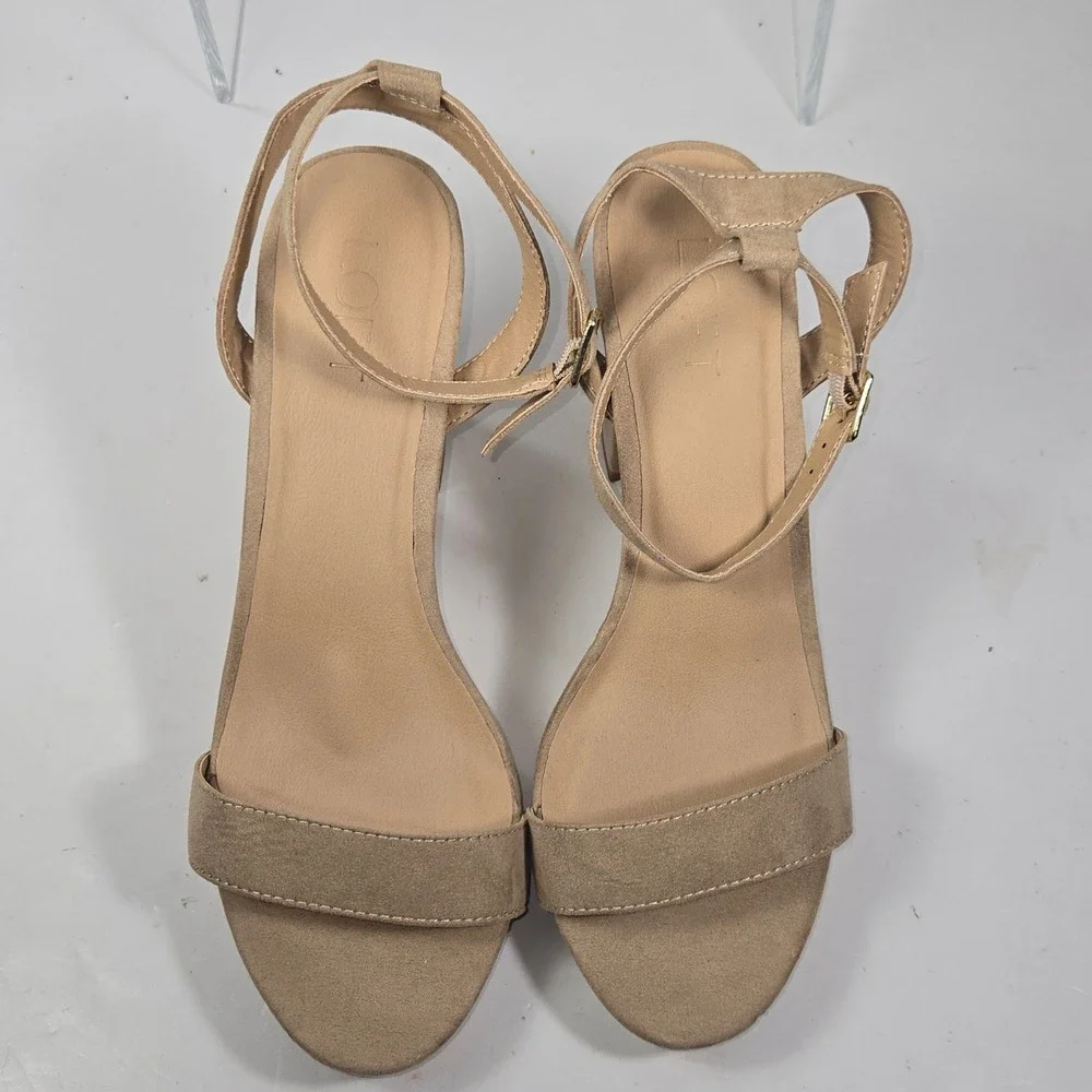 Loft Platform Block Heel Sandals Womens 8.5 Tan Excellent Suede-Like Ankle Strap